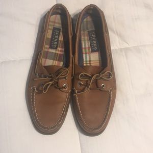 Sperry shoes size 10